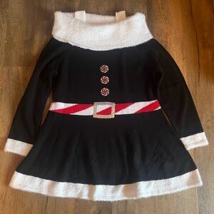 Holiday dress or oversized sweater. Excellent condition. Women’s size XXL